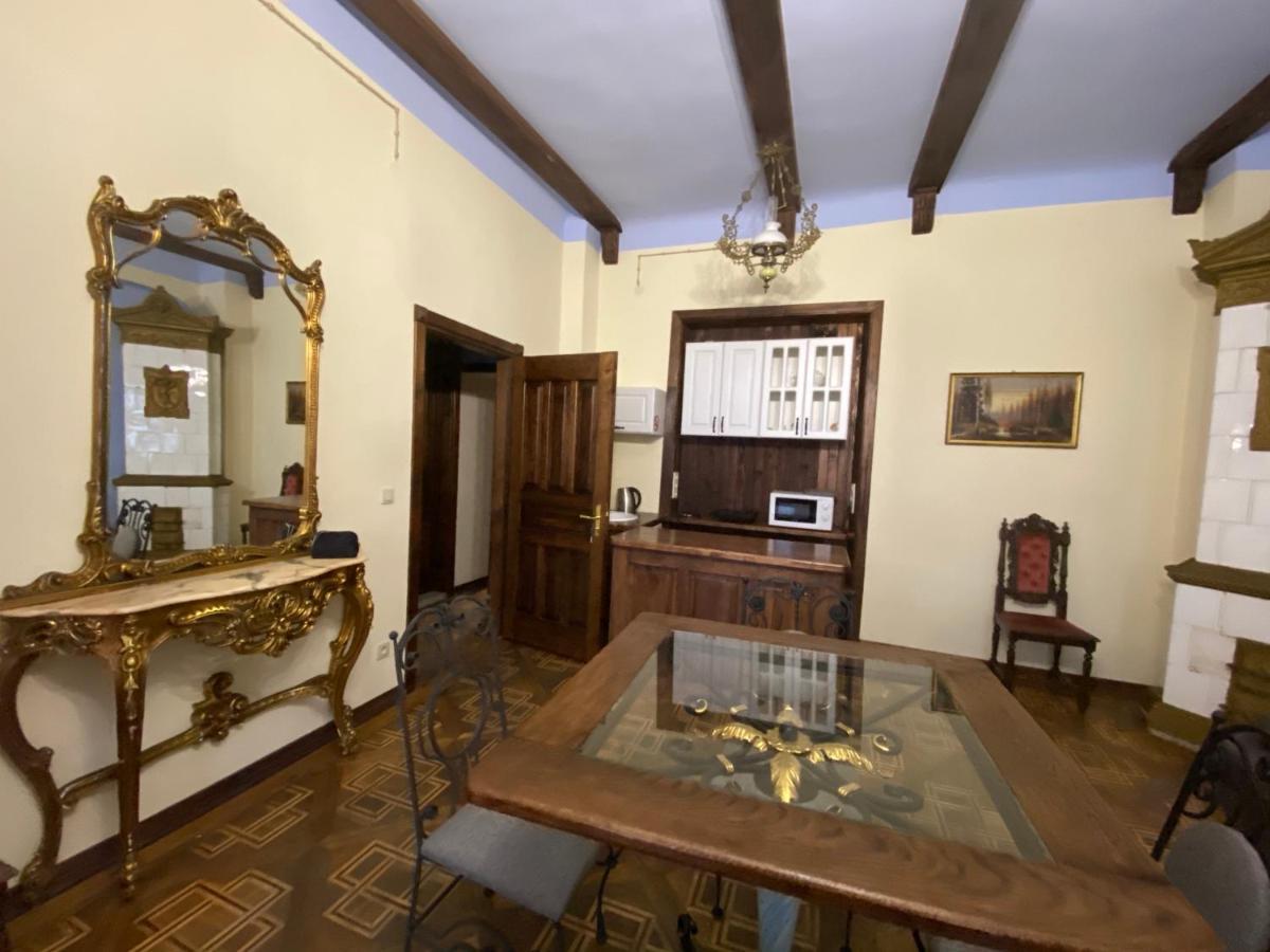 Апартаменти Королівські На Вулиці Лесі Українки 19 Lviv Exterior foto