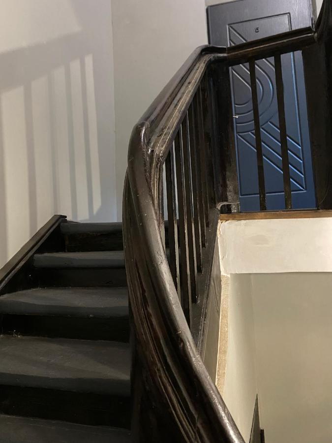 Апартаменти Королівські На Вулиці Лесі Українки 19 Lviv Exterior foto