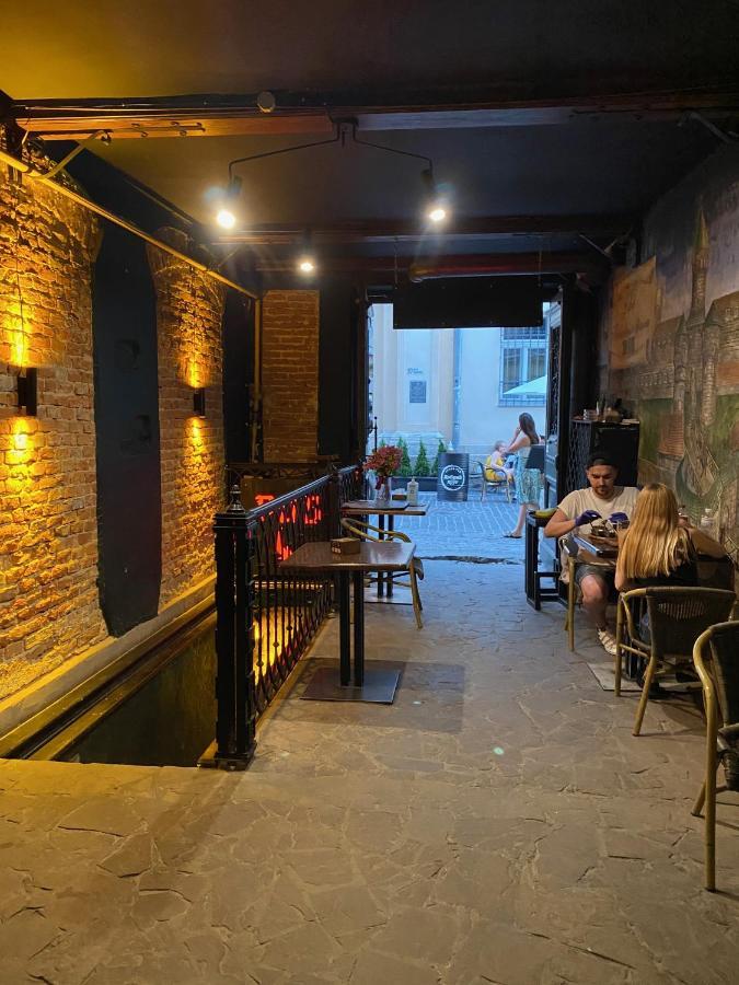 Апартаменти Королівські На Вулиці Лесі Українки 19 Lviv Exterior foto